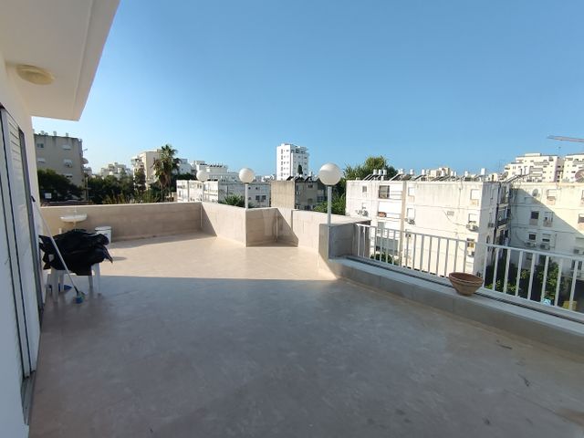 פנטהאוז 5.5 חדרים בעיר, מרכז העיר